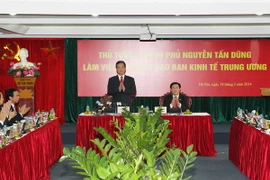 Thủ tướng làm việc với Ban Kinh tế Trung ương