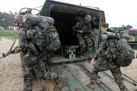Binh sỹ Hàn Quốc tham gia tập trận. (Ảnh: Yonhap/TTXVN)