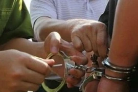 Cảnh giác với “trò” giả công an cướp tài sản người nước ngoài