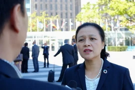 Đại sứ Nguyễn Phương Nga trả lời phỏng vấn báo chí ngày 24/9, tại trụ sở Liên hợp quốc ở New York, Hoa Kỳ. (Ảnh: Lê Dương/Vietnam+)