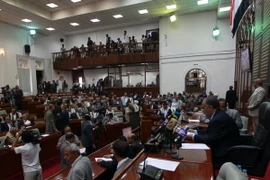 Toàn cảnh phiên họp Quốc hội Yemen tại Sanaa ngày 13/8. (Ảnh: AFP/TTXVN)