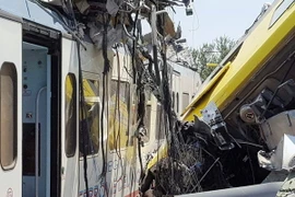 Hiện trường vụ tai nạn. (Ảnh: EPA/TTXVN)