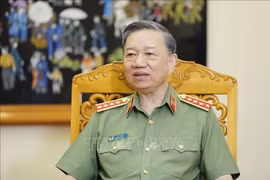 Bộ trưởng Bộ Công an Tô Lâm làm rõ hơn về hộ chiếu mẫu mới