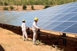 Công nghiệp năng lượng là một trong 3 trụ cột kinh tế của tỉnh Bình Thuận. (Ảnh: Nguyễn Thanh/Vietnam+)