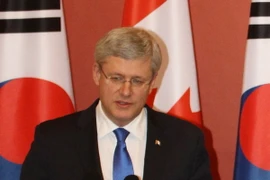 Canada áp đặp trừng phạt bổ sung nhằm vào Nga và Ukraine