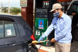 Petrolimex Quảng Ngãi công bố giá xăng sinh học E5 RON 92