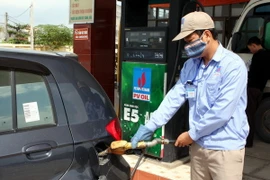 Petrolimex Quảng Ngãi công bố giá xăng sinh học E5 RON 92