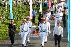 Tây Ninh tổ chức truy điệu, an táng hài cốt quân tình nguyện