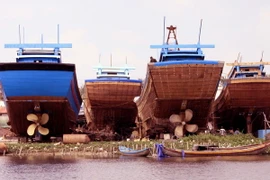 Hỗ trợ kịp thời cho ngư dân tỉnh Quảng Ngãi bám biển