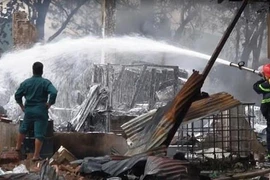 Xưởng gỗ bị thiêu rụi cùng nhiều tài sản khác. Ảnh minh họa. (Ảnh: Huyền Trang/TTXVN)