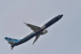 Máy bay Boeing 737 MAX 9 trình diễn tại triển lãm hàng không quốc tế Paris ở Bourget, Pháp. (Nguồn: AFP/TTXVN)