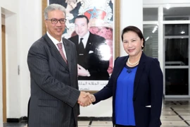 Chủ tịch Quốc hội Nguyễn Thị Kim Ngân gặp Ngài Karim Kassi Lahlou, Toàn quyền vùng Marrakech. (Ảnh: Trọng Đức/TTXVN)