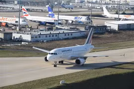 Máy bay của hãng hàng không Air France tại sân bay Roissy, Pháp. (Nguồn: AFP/TTXVN)