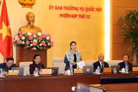 Chủ tịch Quốc hội Nguyễn Thị Kim Ngân chủ trì và phát biểu khai mạc Phiên họp thứ 32 của Ủy ban Thường vụ Quốc hội khóa XIV. (Ảnh: Trọng Đức/TTXVN)