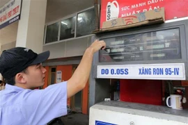 Nguồn xăng A95 đủ cung ứng ra thị trường. (Ảnh: Trần Việt/TTXVN)