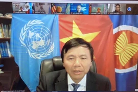 Đại sứ Đặng Đình Quý - Trưởng phái đoàn đại diện Việt Nam tại Liên hợp quốc - phát biểu trong cuộc họp. (Ảnh: Hữu Thanh/TTXVN)