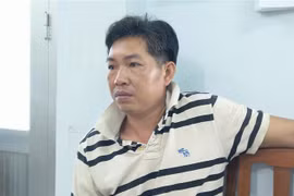 Đối tượng Huỳnh Thanh Nhàn tại cơ quan Công an. (Ảnh: TTXVN phát)