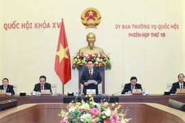 Chủ tịch Quốc hội Vương Đình Huệ phát biểu khai mạc phiên họp. (Ảnh: Doãn Tấn/TTXVN)