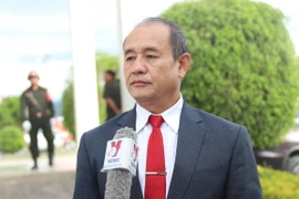 Ông Bounhom Thedthany, Phó Bí thư Tỉnh ủy tỉnh Xiengkhouang, trả lời phỏng vấn phóng viên TTXVN. (Ảnh: Xuân Tú/TTXVN)