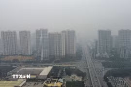 Không khí Hà Nội ở mức không lành mạnh. (Nguồn: TTXVN)