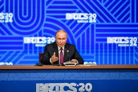 Tổng thống Nga Vladimir Putin phát biểu trong cuộc họp báo bên lề Hội nghị cấp cao BRICS ở Kazan ngày 24/10. (Ảnh: THX/TTXVN)