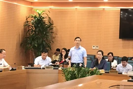 Lãnh đạo Sở Giao thông Vận tải thông tin tại cuộc họp báo chiều 9/9. (Ảnh: Xuân Quảng/Vietnam+)