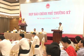 Phiên họp báo do Văn phòng Chính phủ tổ chức tối 4/7. (Ảnh: Xuân Quang/Vietnam+)