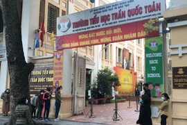 Trường Tiểu học Trần Quốc Toản, quận Hoàn Kiếm diễn tập chuẩn bị đón học sinh trở lại trường. (Ảnh: Xuân Quảng/Vietnam+)