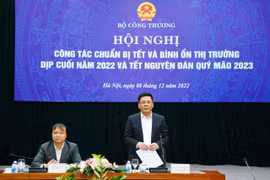 Bộ trưởng Nguyễn Hồng Diên chủ trì hội nghị về Công tác chuẩn bị Tết và bình ổn thị trường dịp cuối năm 2022 và Tết Nguyên đán Quý Mão 2023. (Ảnh: Xuân Quảng/Vietnam+)
