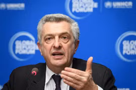 Cao ủy Liên hợp quốc về người tị nạn Filippo Grandi phát biểu tại một cuộc họp báo ở Geneva (Thụy Sĩ), ngày 17/12/2019. (Ảnh: AFP/TTXVN)