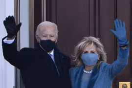 Tổng thống Mỹ Joe Biden cùng phu nhân Jill Biden. (Ảnh: AFP/TTXVN)