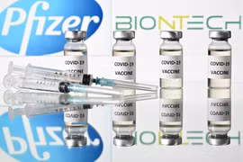 Pfizer và BioNTech bắt đầu thử nghiệm vắcxin trên phụ nữ mang thai