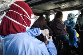 Indonesia đặt mục tiêu hoàn tất chiến dịch tiêm chủng trong năm 2021