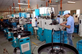 Công nghiệp hỗ trợ: Vẫn chờ ban hành các biện pháp "đủ sức hấp dẫn"