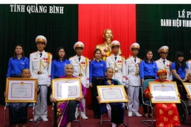 Xét tặng danh hiệu "Bà mẹ Việt Nam anh hùng" theo tiêu chuẩn cụ thể