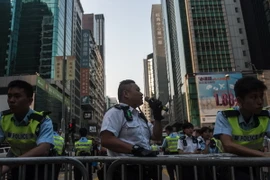 Hơn 1 triệu người Hong Kong ký tên ủng hộ lực lượng cảnh sát