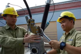 EVN nâng phụ tải điện cho nhiều khu vực tại thủ đô Hà Nội