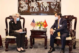 Bộ trưởng Ngoại giao Bùi Thanh Sơn tiếp Thứ trưởng Bộ Ngoại giao Hoa Kỳ Wendy Sherman. (Ảnh: Thống Nhất/TTXVN)