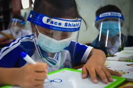 Lớp học đặc biệt giữa mùa dịch COVID-19 tại Cà Mau