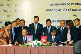 Việt Nam-Campuchia hợp tác phát triển nguồn nhân lực thống kê 