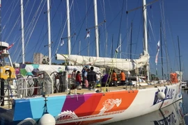 Thuyền buồm mang tên Đà Nẵng-Việt Nam đậu ở cảng Sydney. (Ảnh: Khánh Linh/Vietnam+)