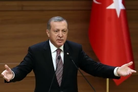 Tổng thống Thổ Nhĩ Kỳ Recep Tayyip Erdogan phát biểu tại Ankara ngày 29/9. (Ảnh: AFP/TTXVN)