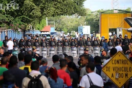 Người di cư Cuba đang bị mắc kẹt tại vùng biên giới Panama-Costa Rica-Nicaragua. (Nguồn: laprensagrafica.com)