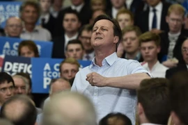 Các điểm bỏ phiếu tại Vương quốc Anh và Bắc Ireland chuẩn bị mở cửa