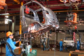 Sản lượng ôtô Việt Nam ước đạt 200.000 xe trong năm 2015