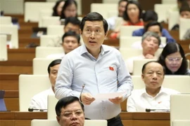 Đại biểu Quốc hội thành phố Hà Nội Nguyễn Quốc Bình phát biểu. (Ảnh: Văn Điệp/TTXVN)
