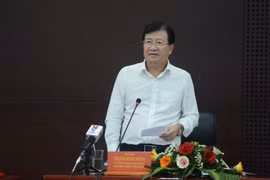 Phó Thủ tướng Trịnh Đình Dũng chỉ đạo cuộc họp. (Ảnh: Văn Dũng/TTXVN