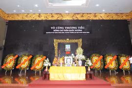 Quang cảnh lễ viếng đồng chí Trần Quốc Hương. (Ảnh: Thanh Vũ/TTXVN)