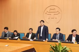 Chủ tịch Ủy ban Nhân dân thành phố Hà Nội Nguyễn Đức Chung phát biểu chỉ đạo. (Ảnh: Lâm Khánh/TTXVN)