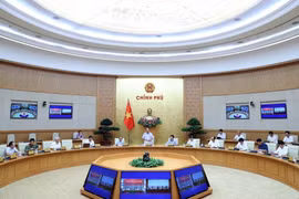 Thủ tướng Nguyễn Xuân Phúc chủ trì họp Thường trực Chính phủ với Ban Chỉ đạo Quốc gia phòng, chống dịch COVID-19. (Ảnh: Thống Nhất/TTXVN)